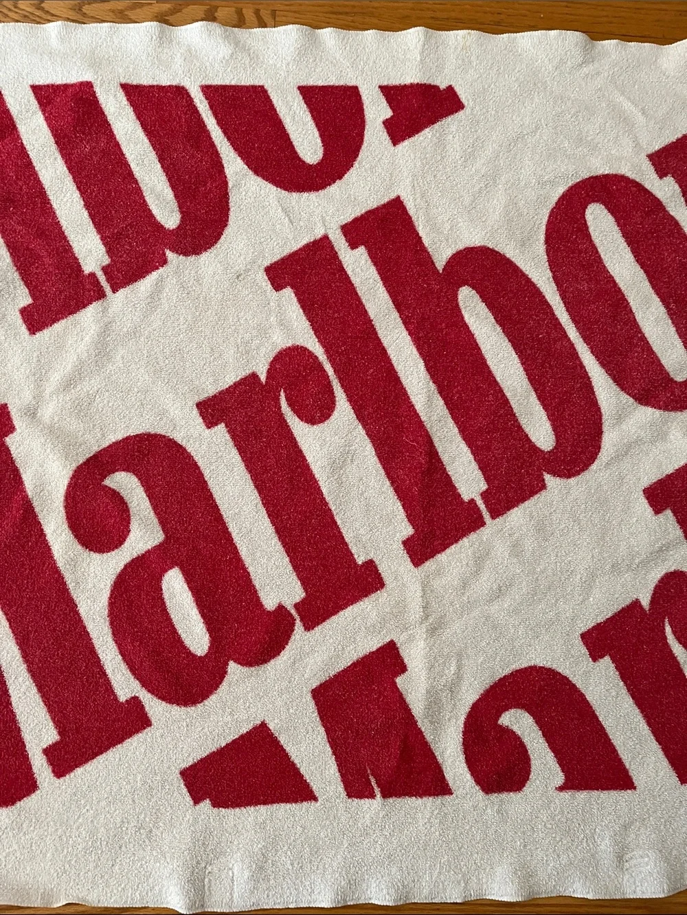 90s Marlboro Beach Towel Vtg Cigarette Promo Southern Terry Inc 33”x54” **READ**